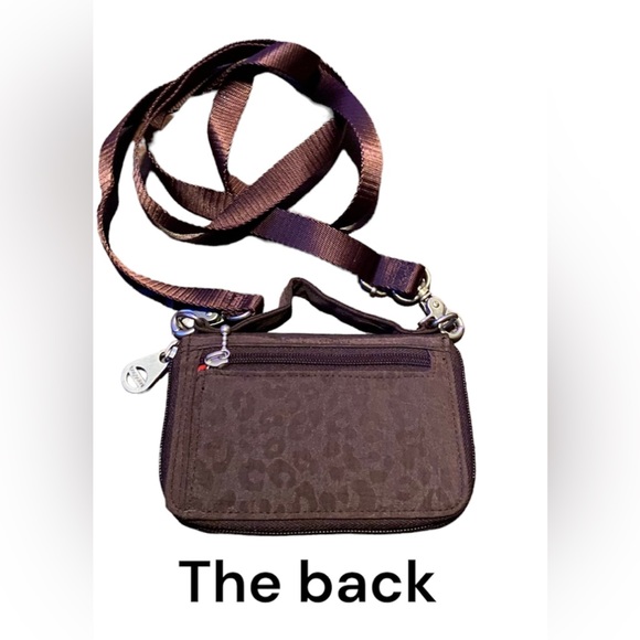 Baggallini crossbody in brown with leopard pattern & carry handle good cond - Picture 2 of 7